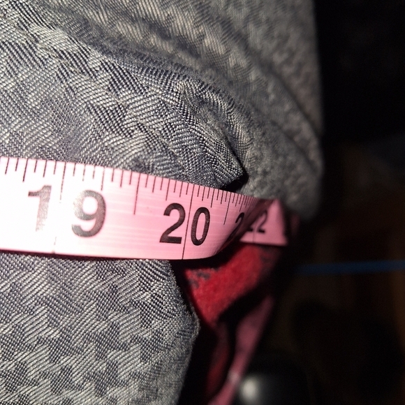 Columbia womens Black and gray pattern and metal clasps hooded ski jacket. NWOT - Picture 14 of 15